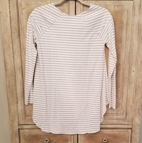 MONTAGNE High/Low Striped Top - Picture 4 of 5
